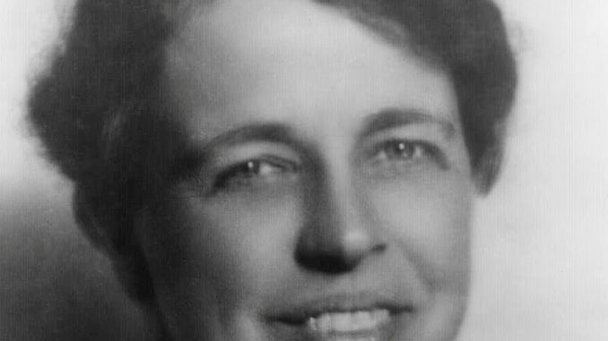 Eleanor_Roosevelt_portrait_1933-1
